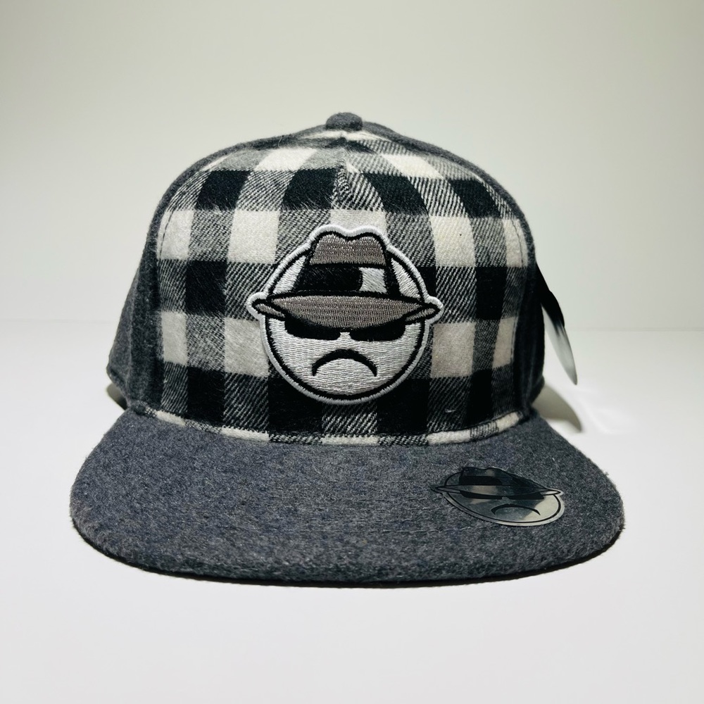 Low riders hat